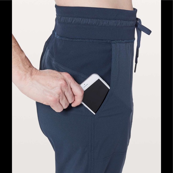 Lululemon Dance Studio crop 25” - Picture 9 of 9